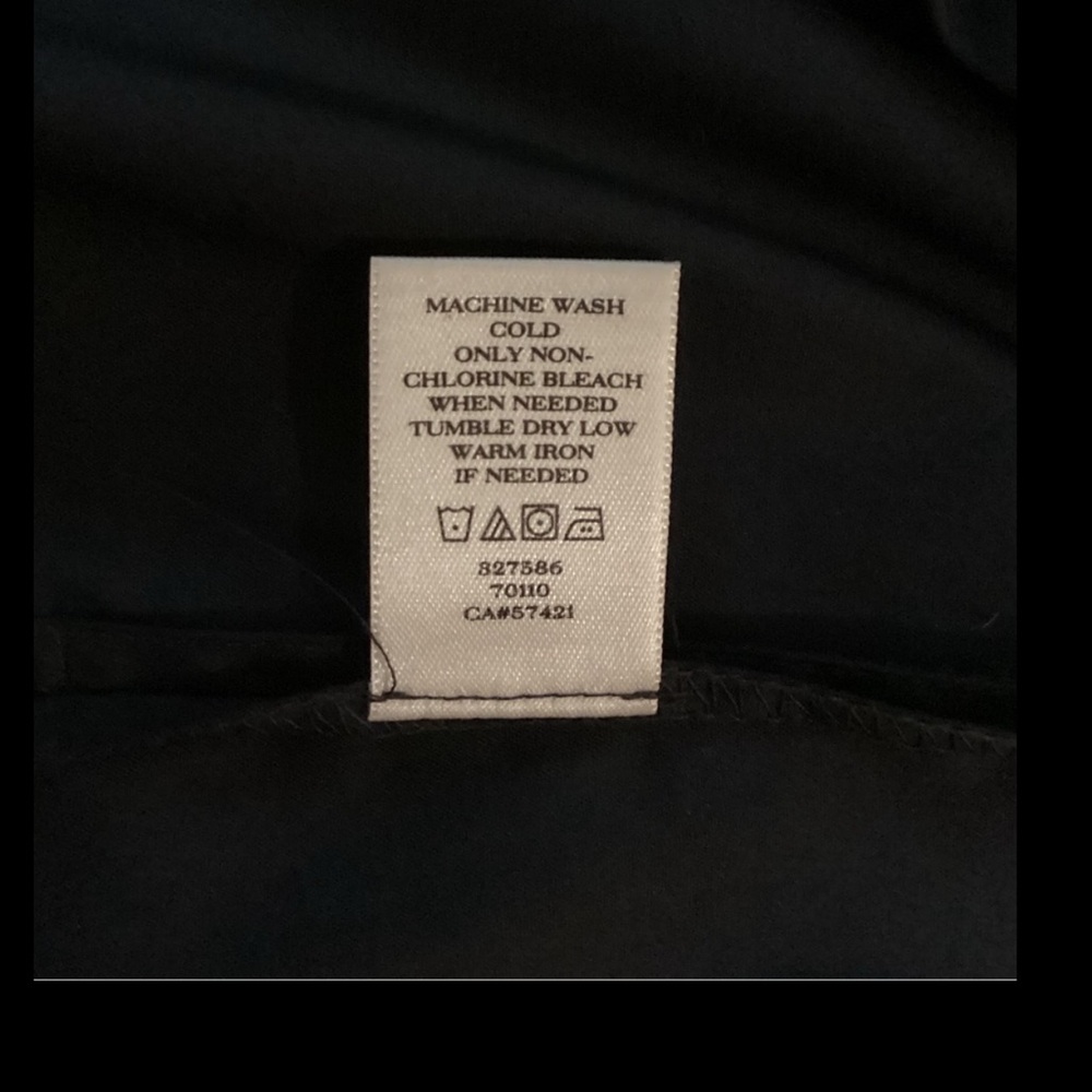 NEW ANN TAYLOR STRETCH COTTON SLEEVELESS BUTTON DOWN - STRAIGHT HEM WITH VENTS - Picture 7 of 8
